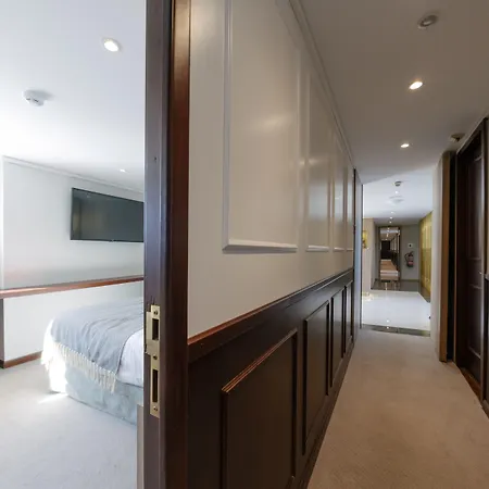 Costa Do Sal Boat Lounge Отель 4*