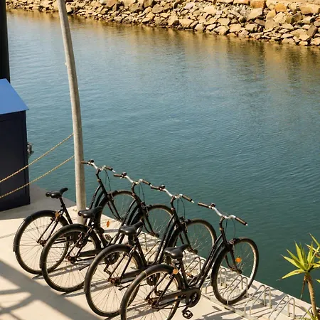 Costa Do Sal Boat Lounge 4*