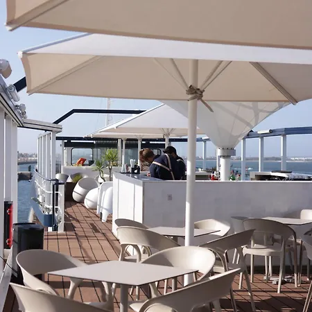 Costa Do Sal Boat Lounge ホテル 4*
