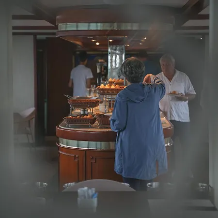 ホテル Costa Do Sal Boat Lounge アヴェイロ