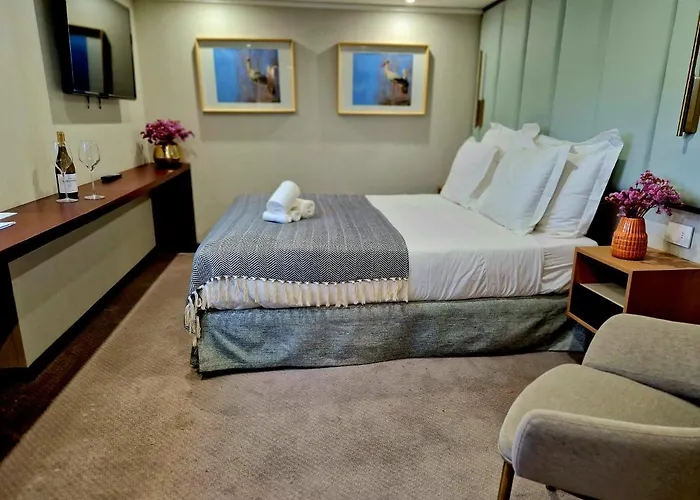 Отель Costa Do Sal Boat Lounge Авейру