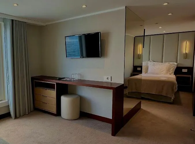 Costa Do Sal Boat Lounge 4* אבאירו