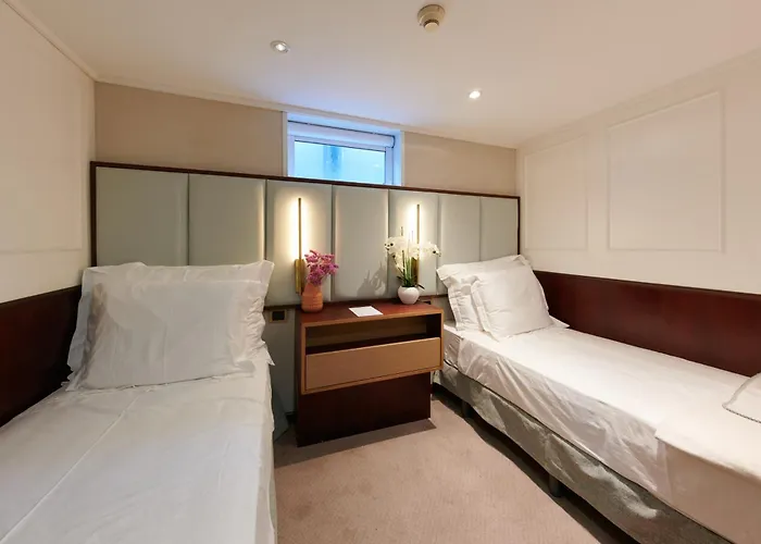 Costa Do Sal Boat Lounge מלון אבאירו