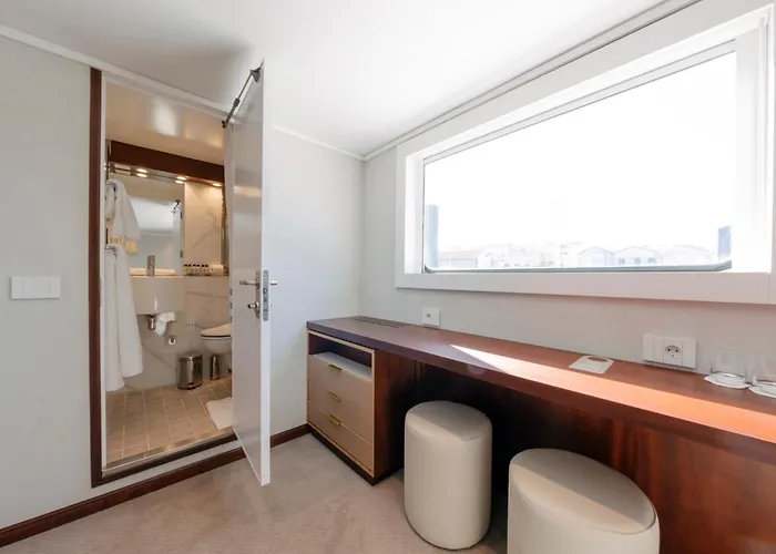 Hotell Costa Do Sal Boat Lounge