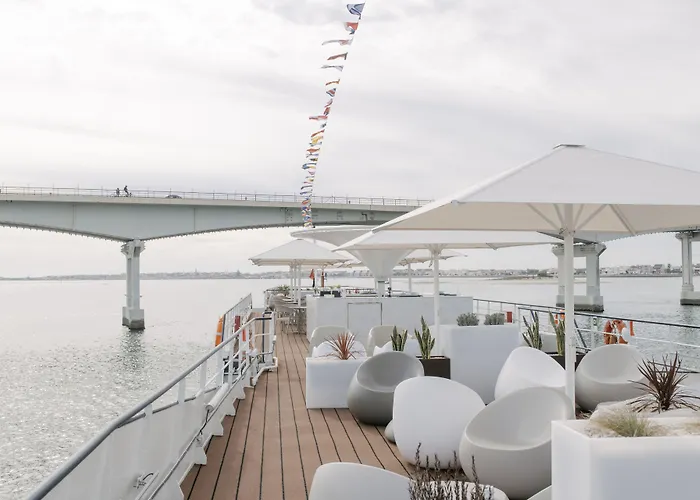 Costa Do Sal Boat Lounge Hotell Aveiro