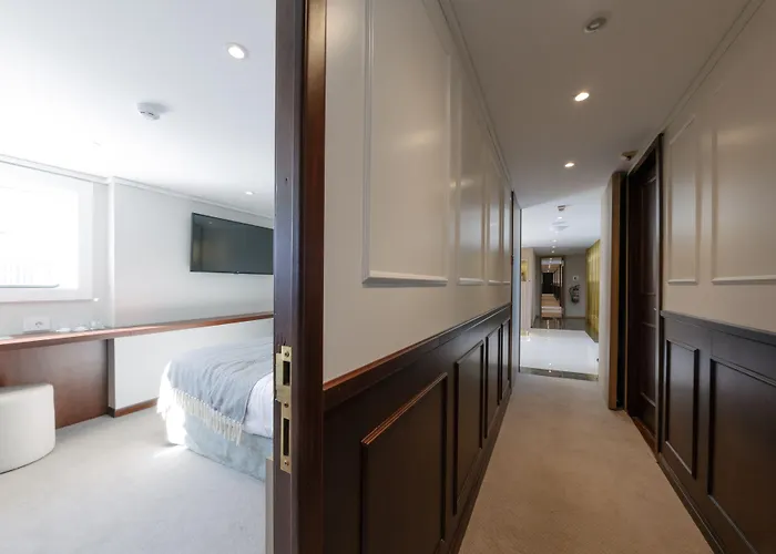 Costa Do Sal Boat Lounge מלון 4*